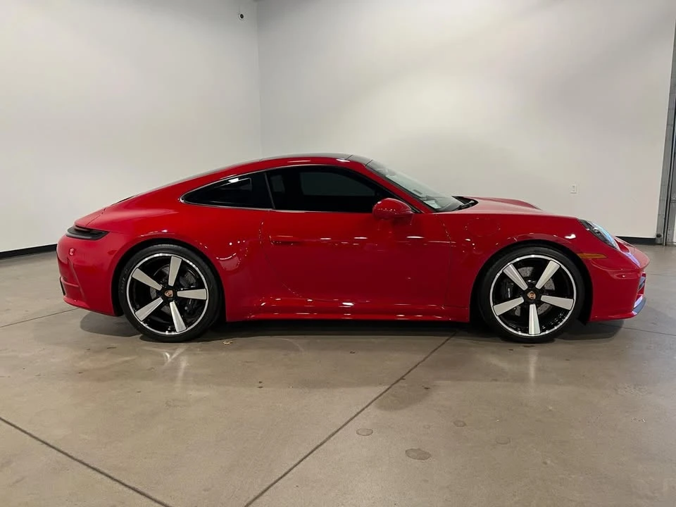 2025 Porsche 992 Carrera - Image 3 of 18