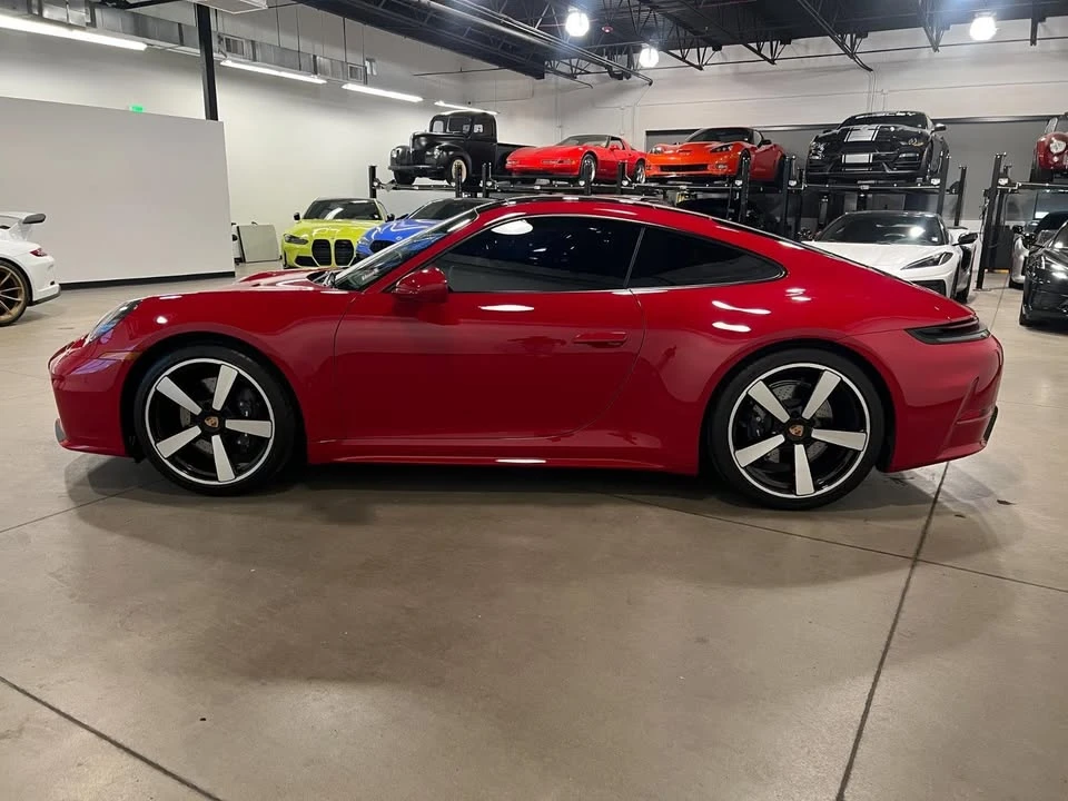 2025 Porsche 992 Carrera - Image 6 of 18