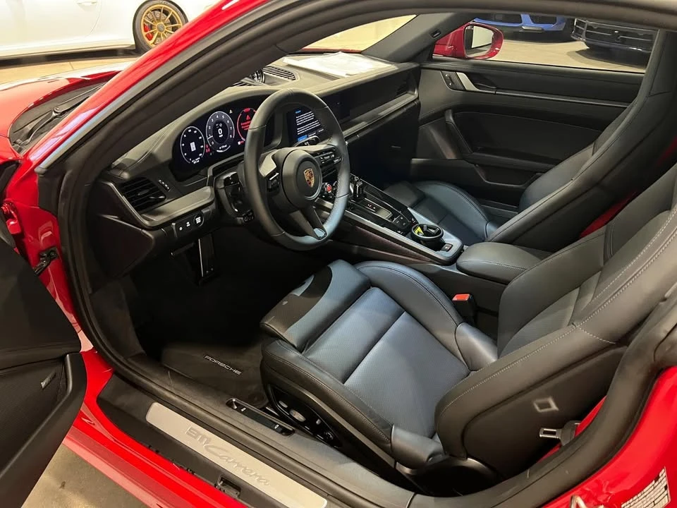 2025 Porsche 992 Carrera - Image 8 of 18