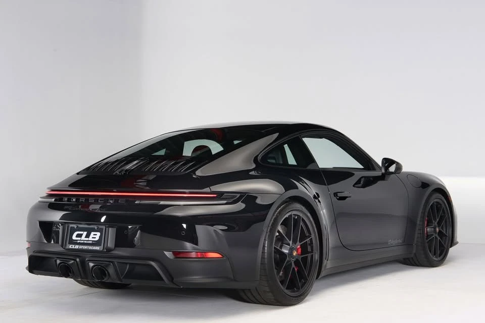 2025 Porsche 992 Carrera GTS - Image 7 of 17