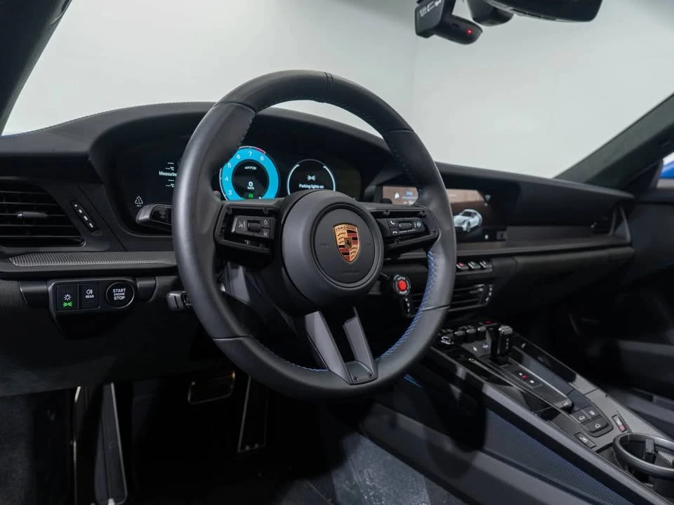 2025 Porsche 992 Carrera GTS - Image 16 of 20