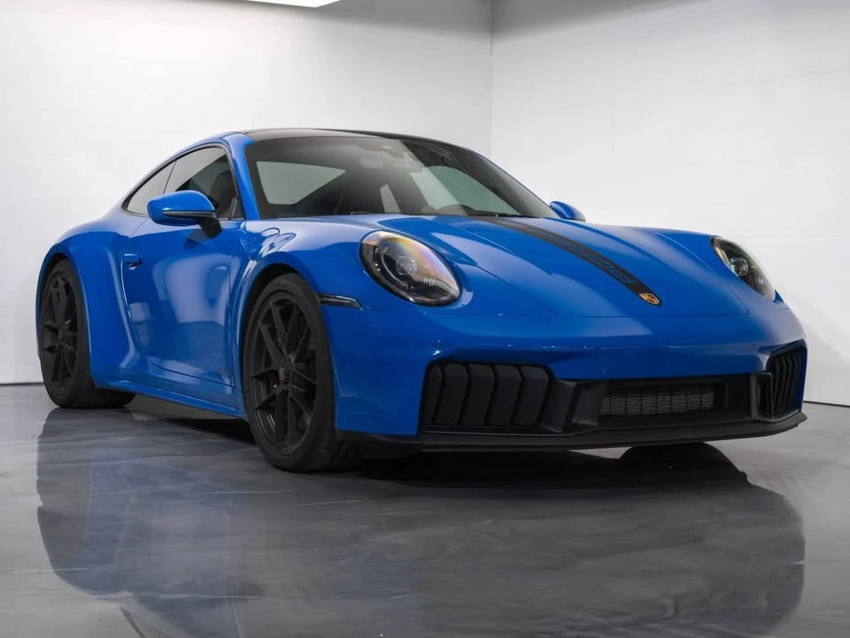 2025 Porsche 992 Carrera GTS - Image 15 of 20