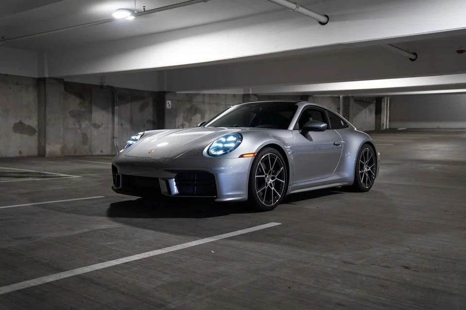 2025 Porsche 992 Carrera T - Image 10 of 19
