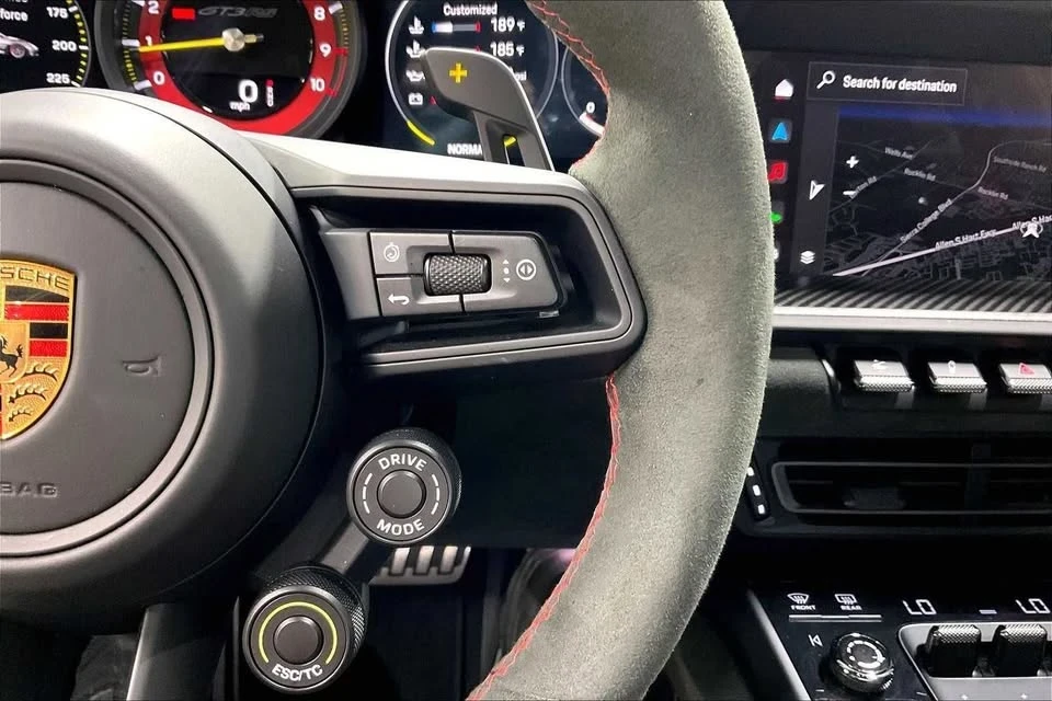 2025 Porsche 992 GT3 RS - Image 18 of 20