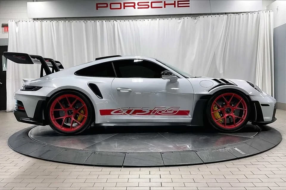 2025 Porsche 992 GT3 RS - Image 8 of 20