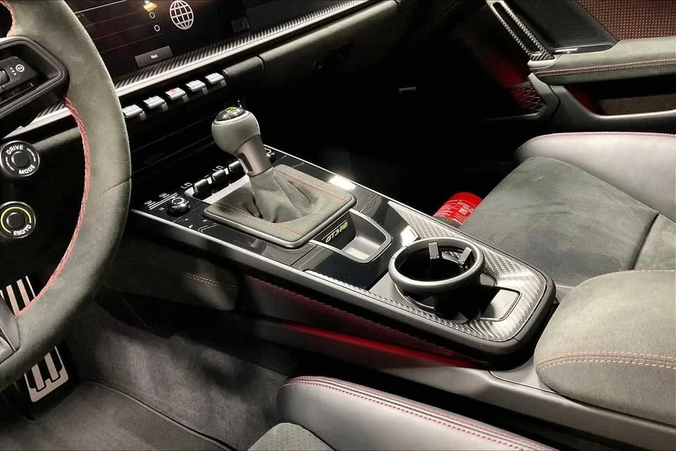 2025 Porsche 992 GT3 RS - Image 15 of 20