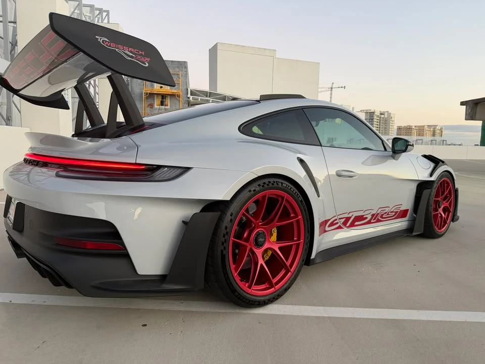 2025 Porsche 992 GT3 RS - Image 4 of 8