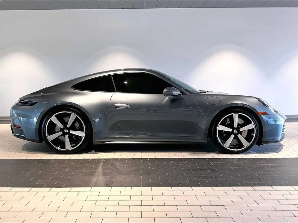 2025 Porsche 992 Carrera S - Image 7 of 19