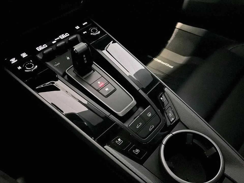 2025 Porsche 992 Carrera S - Image 16 of 19