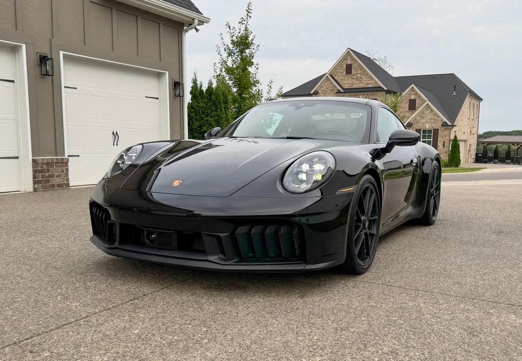 2025 Porsche 992 Carrera GTS - Image 6 of 6