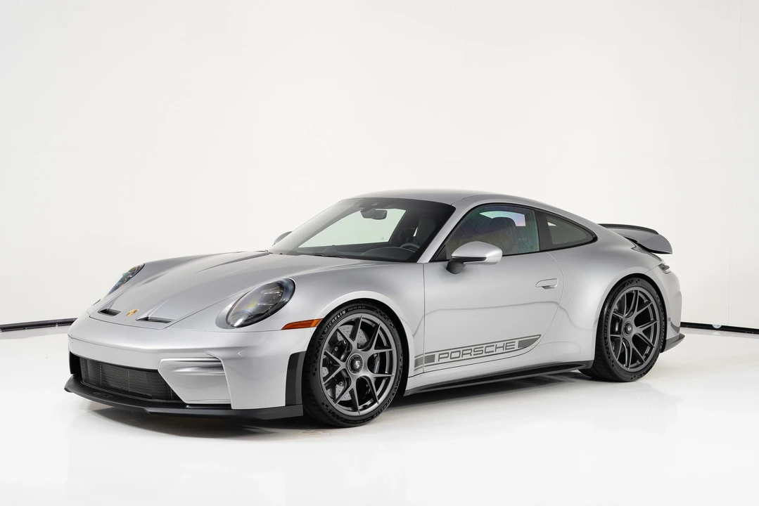 2025 Porsche 992 GT3 - Image 2 of 6
