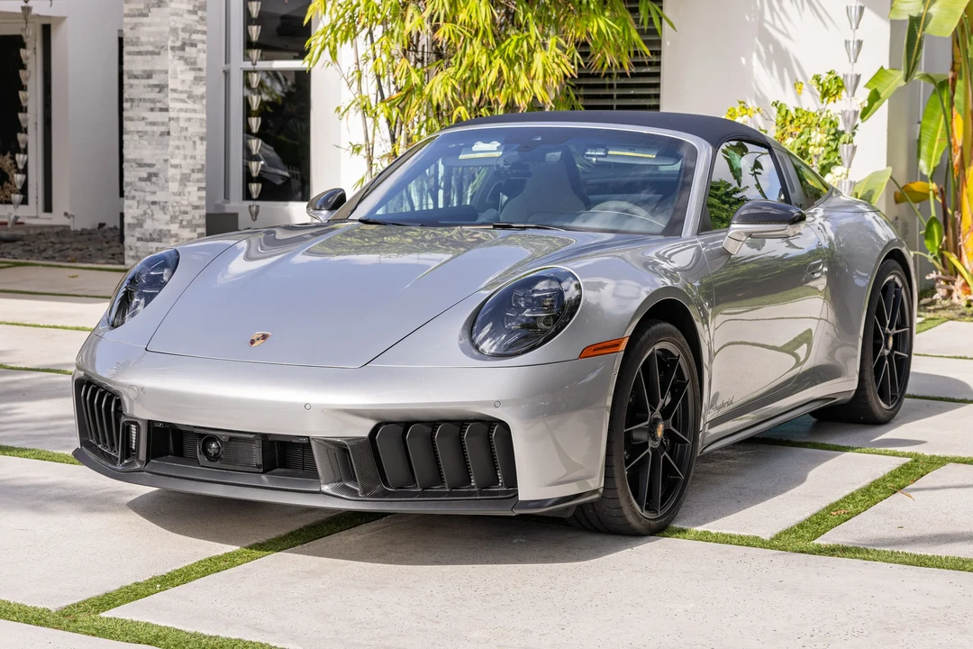 2025 Porsche 992 Targa 4 GTS - Image 5 of 6