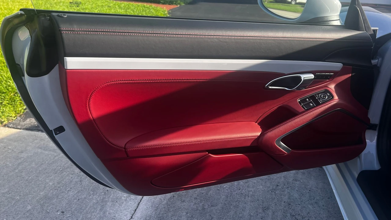 2025 Porsche 718 Boxster GTS 4.0 - Image 11 of 12