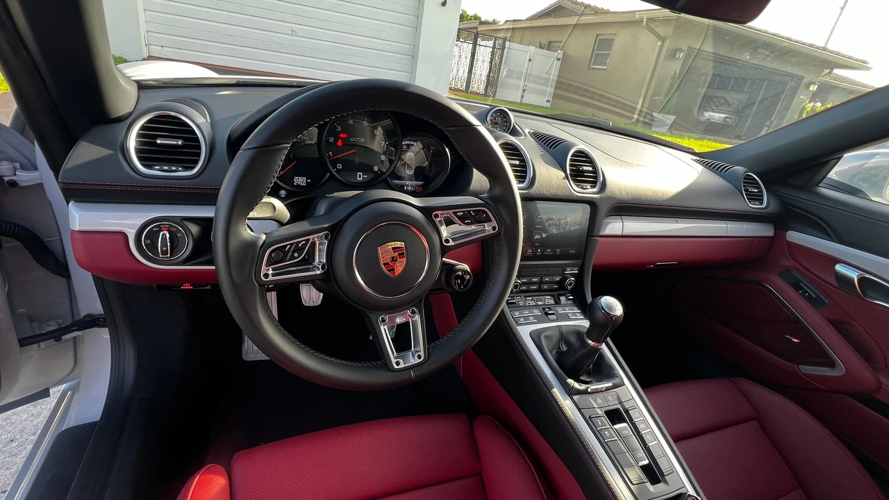 2025 Porsche 718 Boxster GTS 4.0 - Image 10 of 12