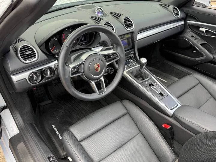2025 Porsche 718 Boxster S - Image 3 of 7