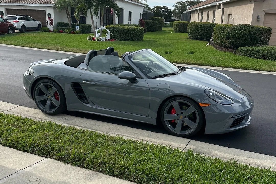 2025 Porsche 718 Boxster S - Image 6 of 11