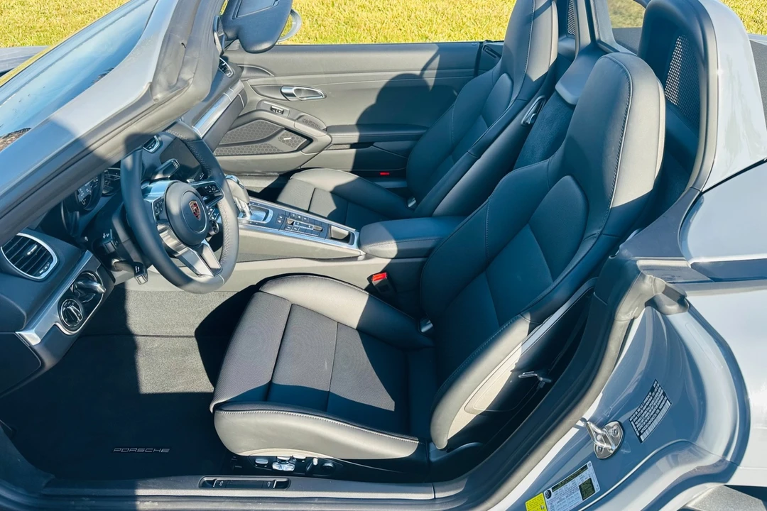 2025 Porsche 718 Boxster S - Image 2 of 11