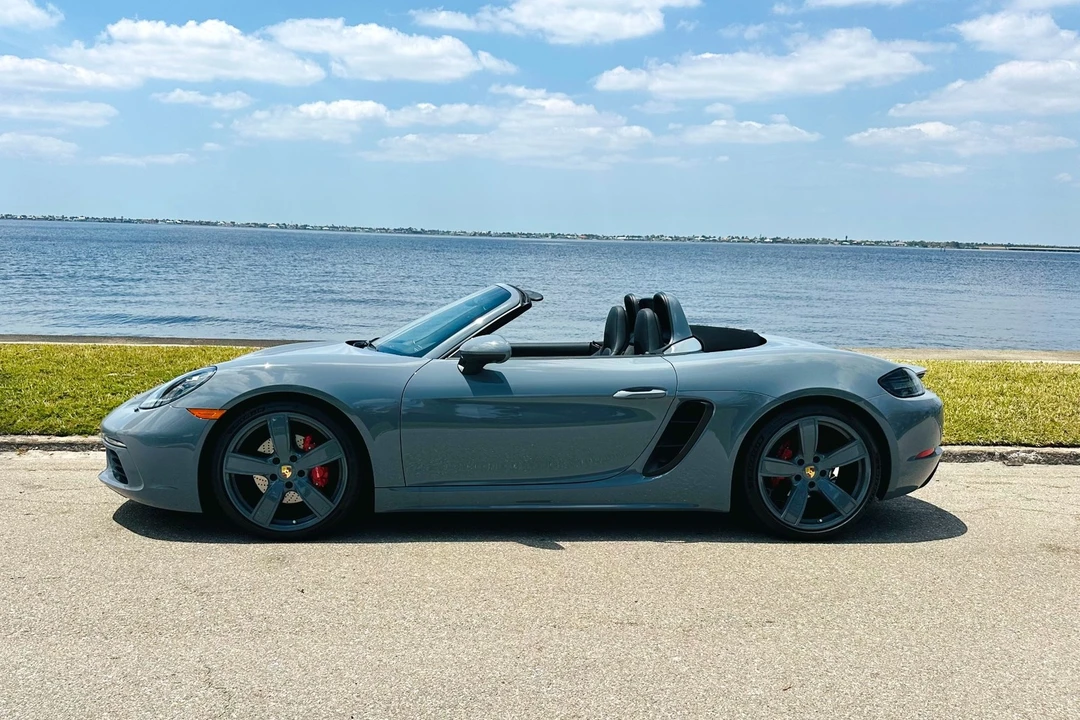 2025 Porsche 718 Boxster S - Image 8 of 11