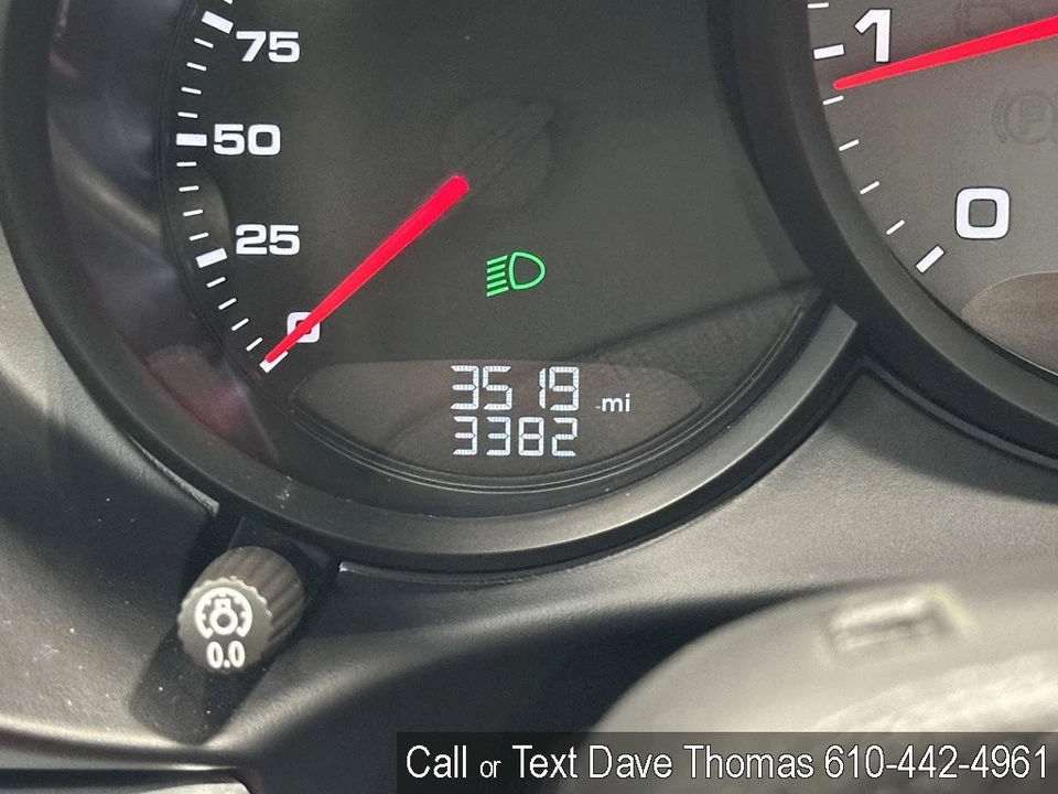 2025 Porsche - Image 21 of 24