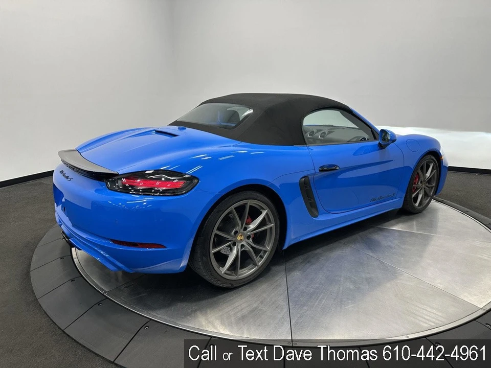 2025 Porsche - Image 8 of 24