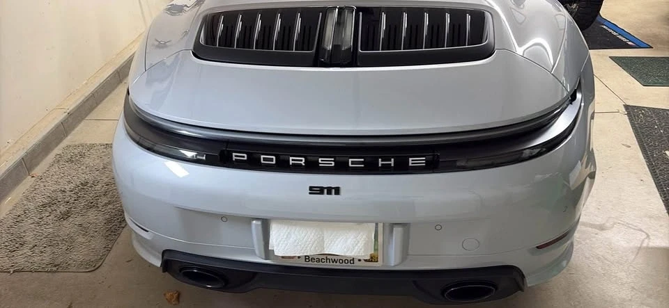 2025 Porsche 992 Carrera - Image 4 of 10