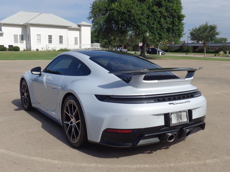 2025 Porsche 992 Carrera GTS - Image 7 of 31