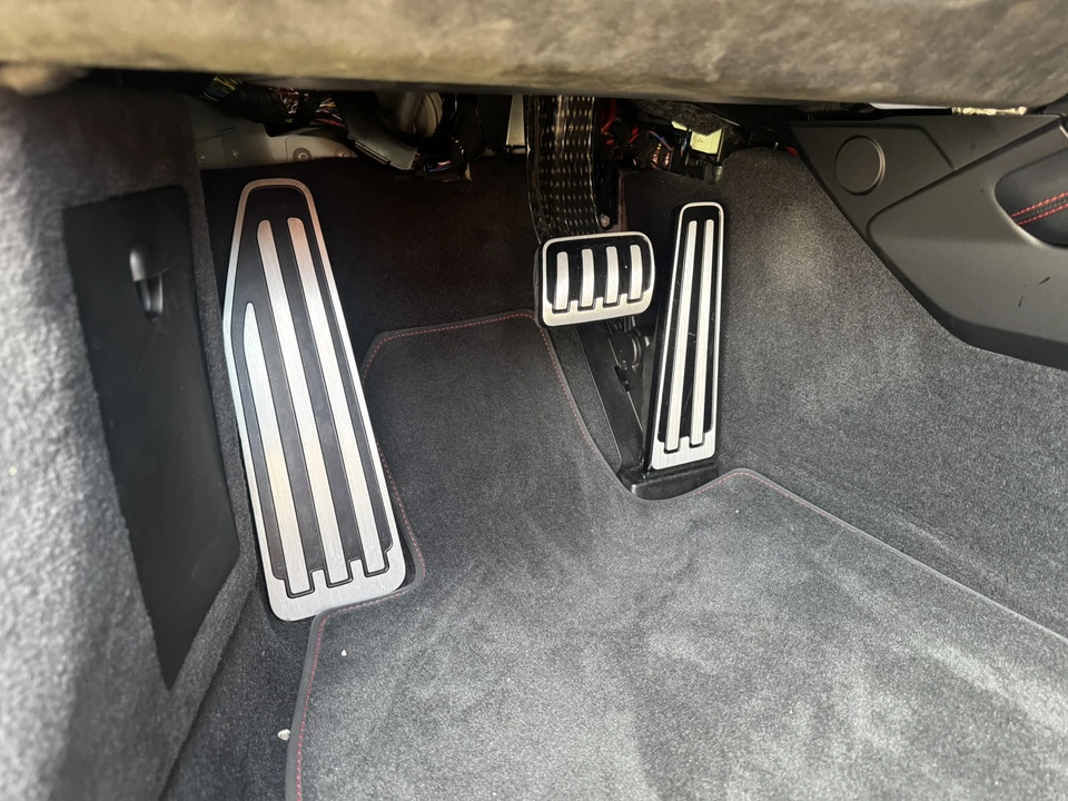 2025 Porsche 992 Carrera GTS - Image 24 of 31