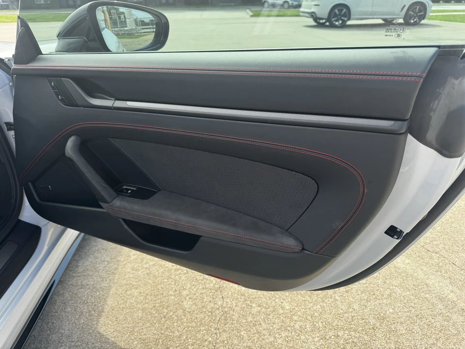 2025 Porsche 992 Carrera GTS - Image 28 of 31