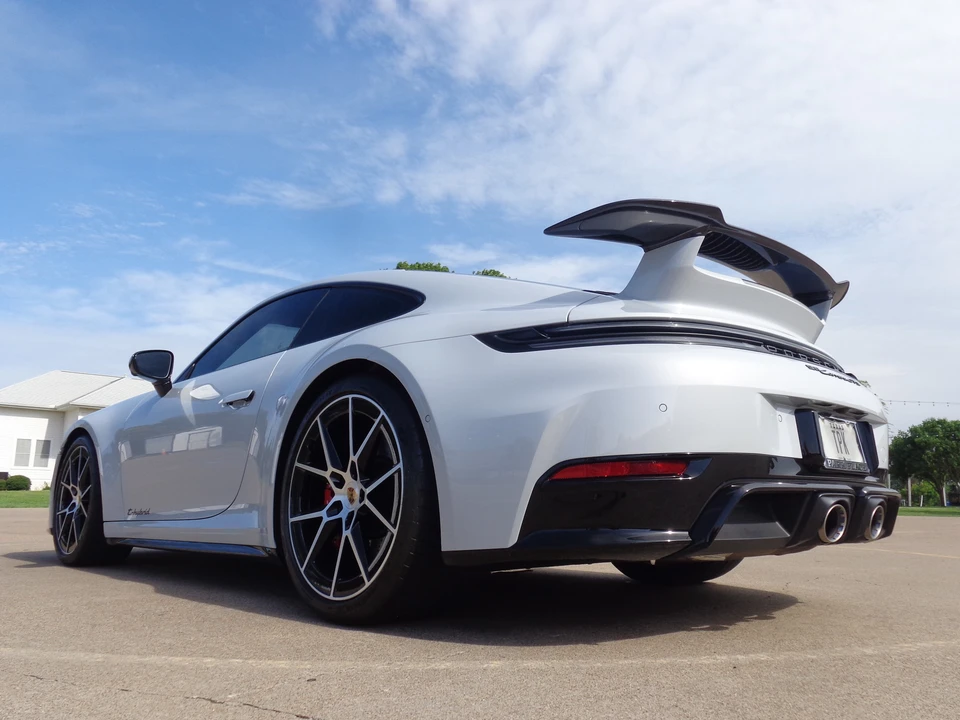 2025 Porsche 992 Carrera GTS - Image 15 of 31