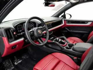 2025 Porsche 9Y0/9Y3 Cayenne - Image 4 of 4
