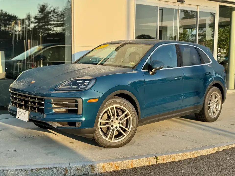 2025 Porsche 9Y0/9Y3 Cayenne - Image 10 of 13