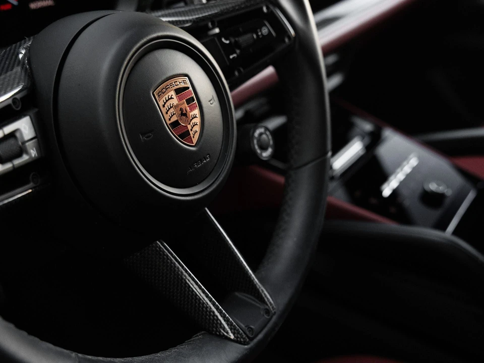 2025 Porsche 9Y0/9Y3 Cayenne Coupe - Image 20 of 31