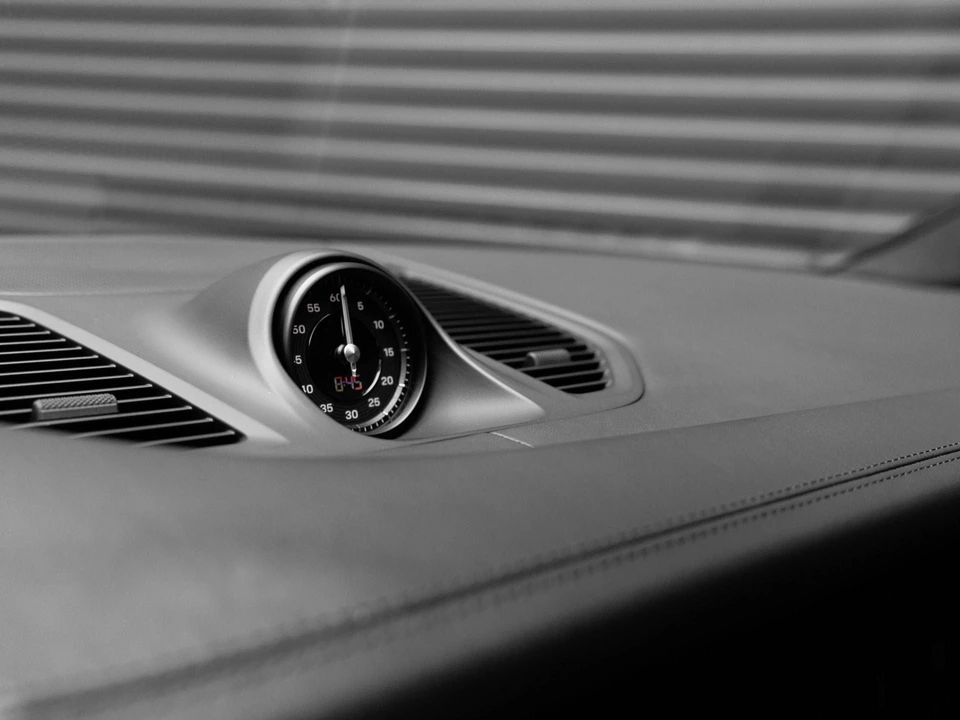 2025 Porsche 9Y0/9Y3 Cayenne Coupe - Image 21 of 31