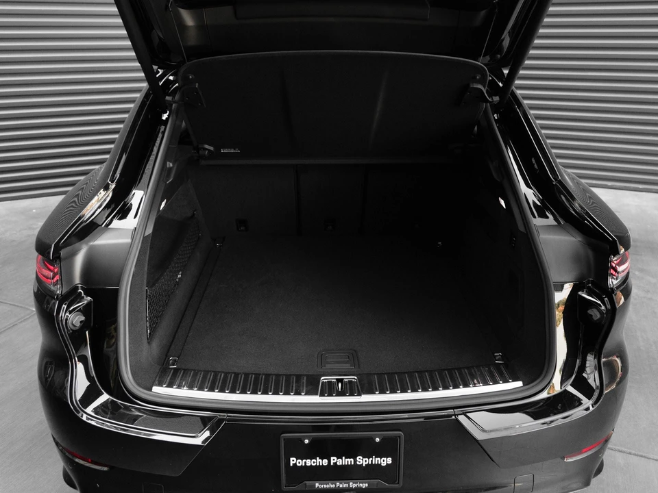 2025 Porsche 9Y0/9Y3 Cayenne Coupe - Image 29 of 31