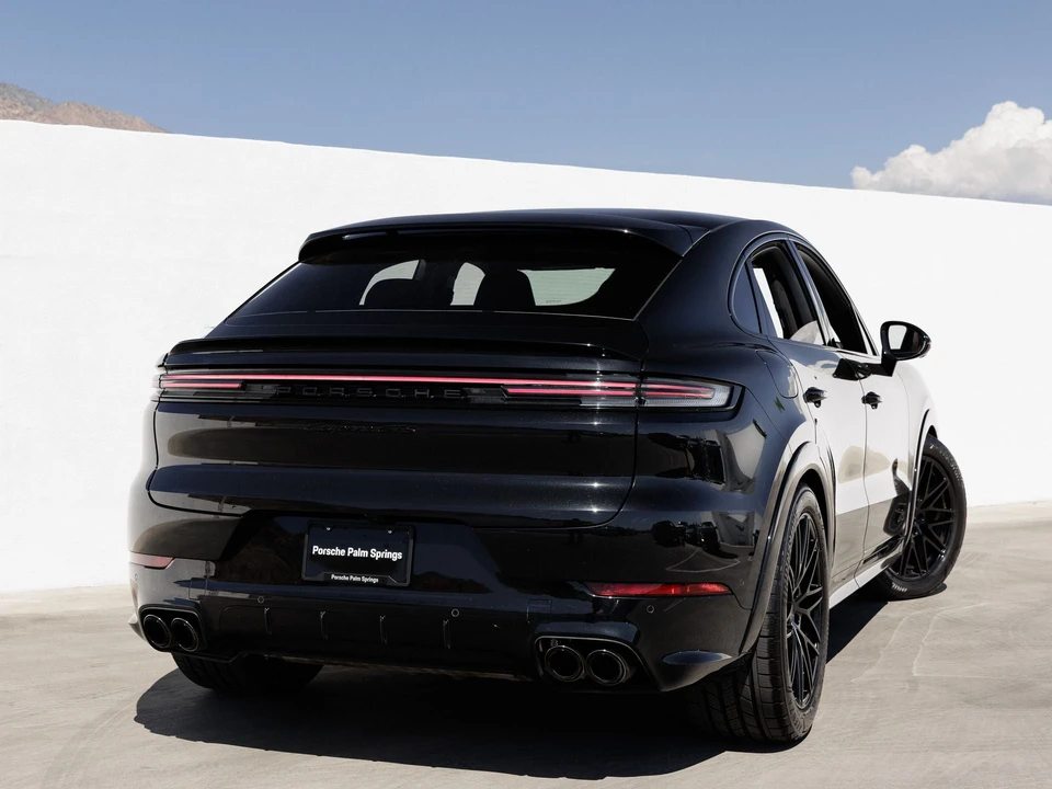 2025 Porsche 9Y0/9Y3 Cayenne Coupe - Image 7 of 31