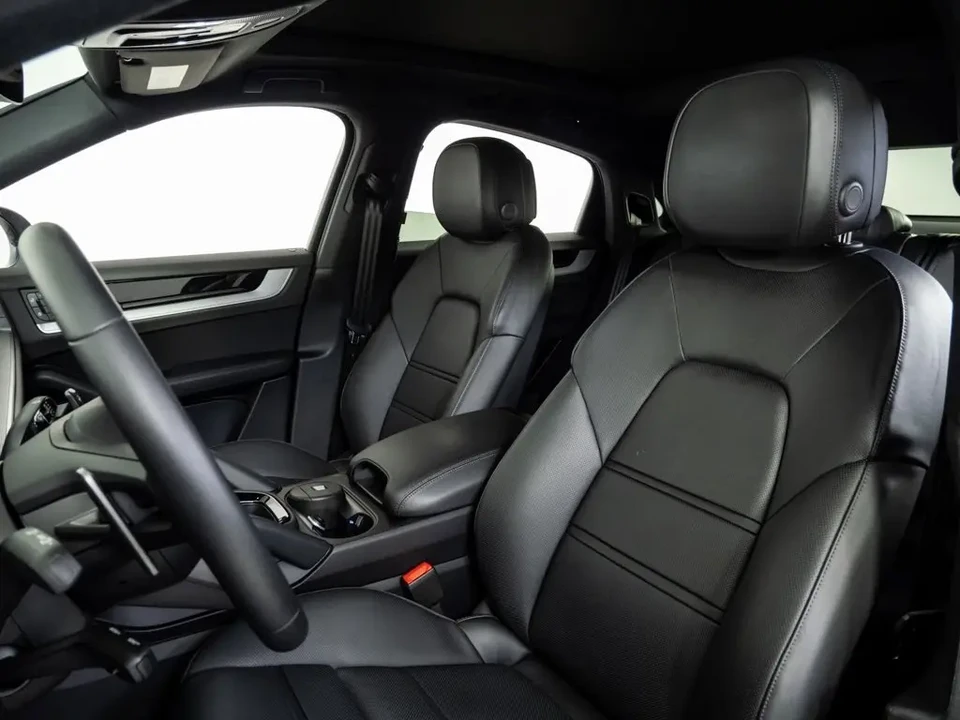 2025 Porsche 9Y0/9Y3 Cayenne - Image 5 of 6