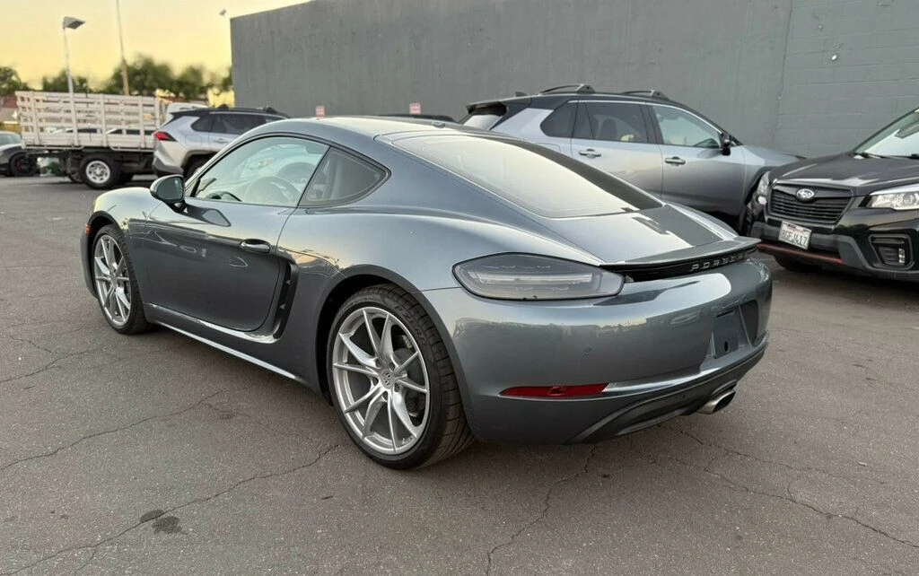 2025 Porsche 9Y0/9Y3 Cayenne - Image 6 of 21