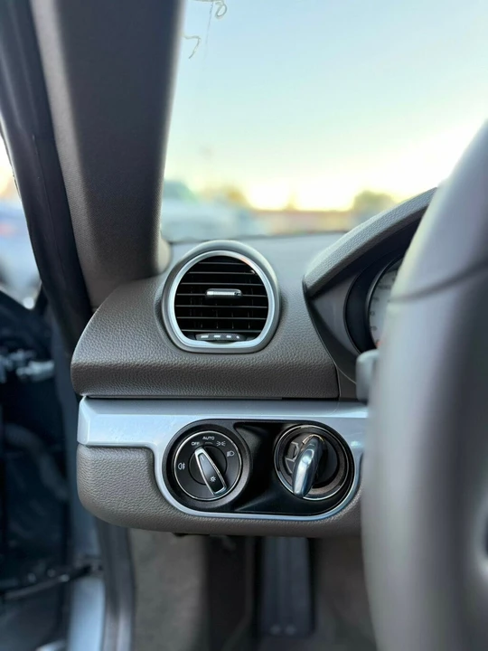 2025 Porsche 9Y0/9Y3 Cayenne - Image 17 of 21