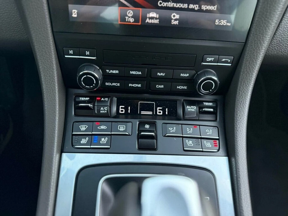 2025 Porsche 9Y0/9Y3 Cayenne - Image 15 of 21