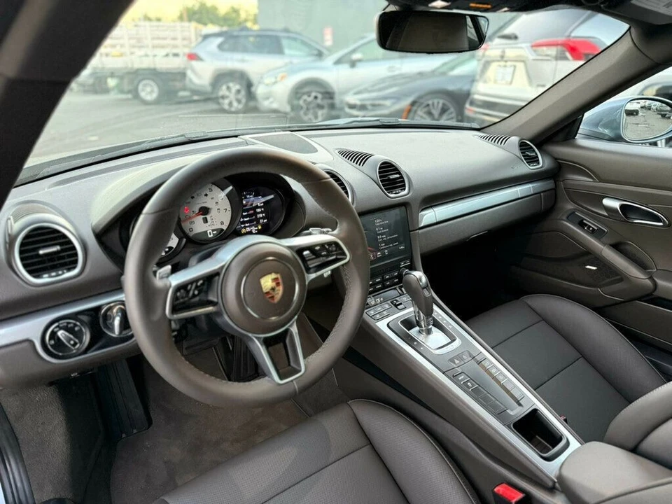 2025 Porsche 9Y0/9Y3 Cayenne - Image 7 of 21
