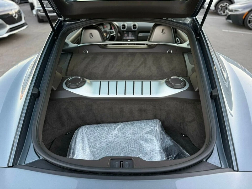 2025 Porsche 9Y0/9Y3 Cayenne - Image 20 of 21