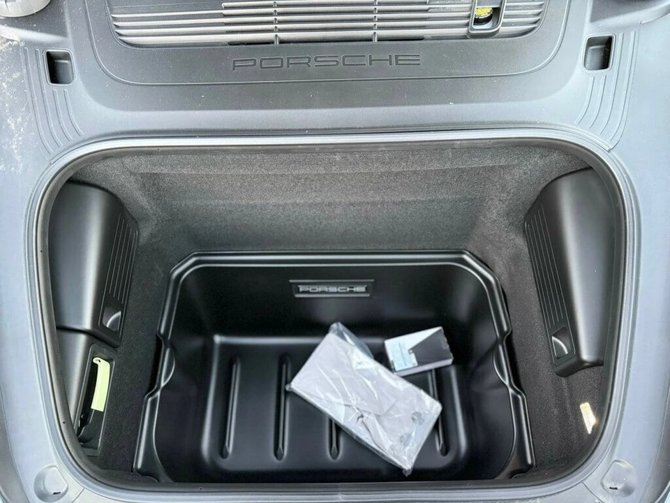 2025 Porsche 9Y0/9Y3 Cayenne - Image 19 of 21