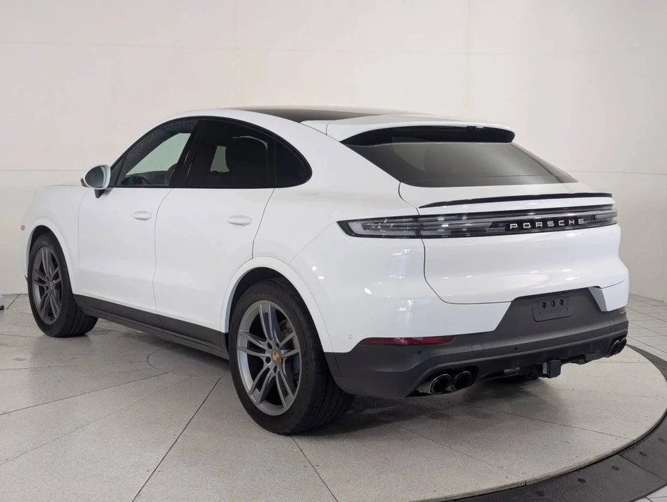 2025 Porsche 9Y0/9Y3 Cayenne Coupe - Image 3 of 5