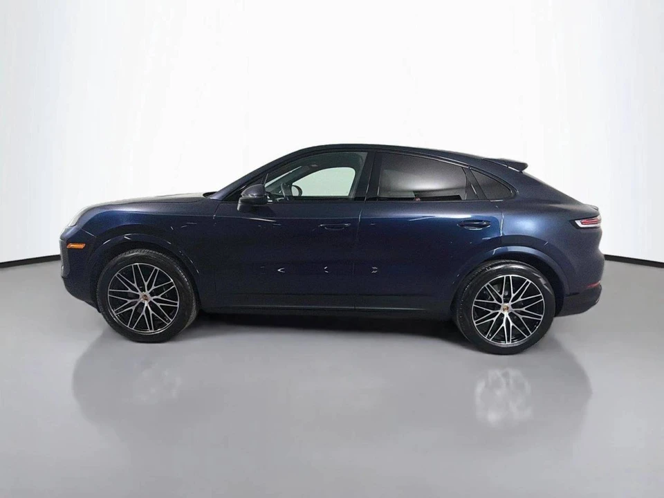 2025 Porsche 9Y0/9Y3 Cayenne Coupe - Image 2 of 4