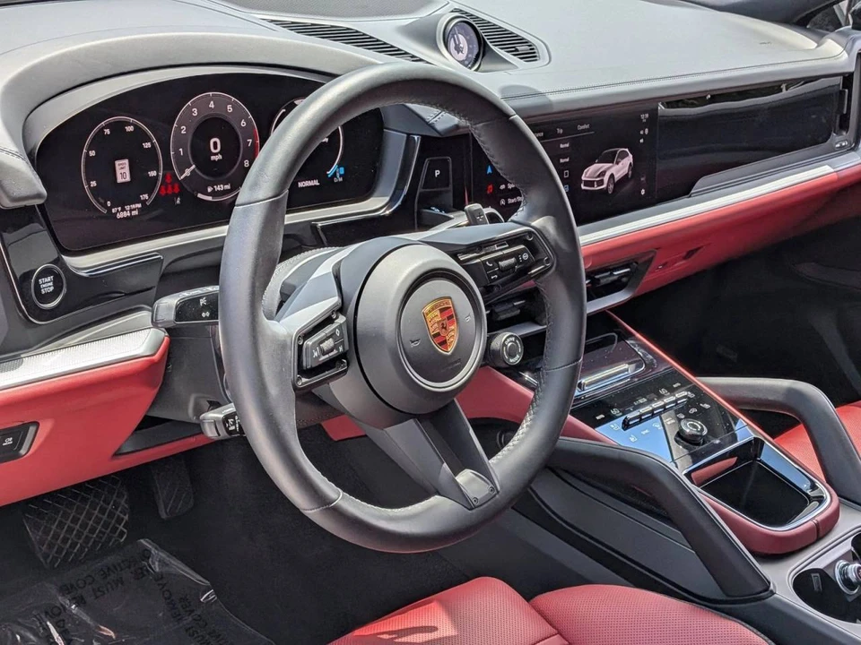 2025 Porsche 9Y0/9Y3 Cayenne - Image 4 of 5