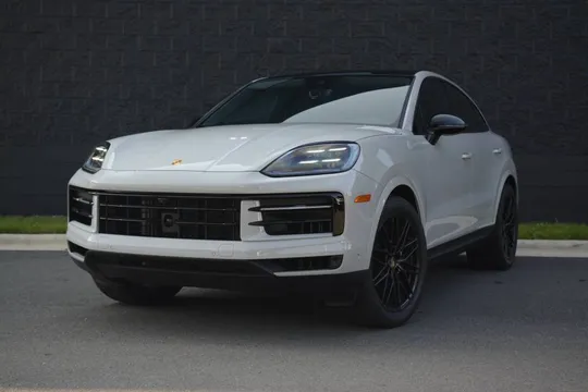 2025 Porsche Cayenne Coupe