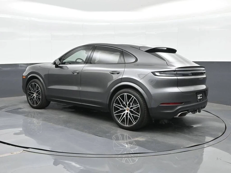 2025 Porsche 9Y0/9Y3 Cayenne Coupe - Image 3 of 4