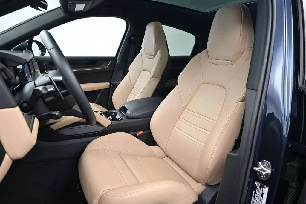 2025 Porsche 9Y0/9Y3 Cayenne Coupe - Image 5 of 5