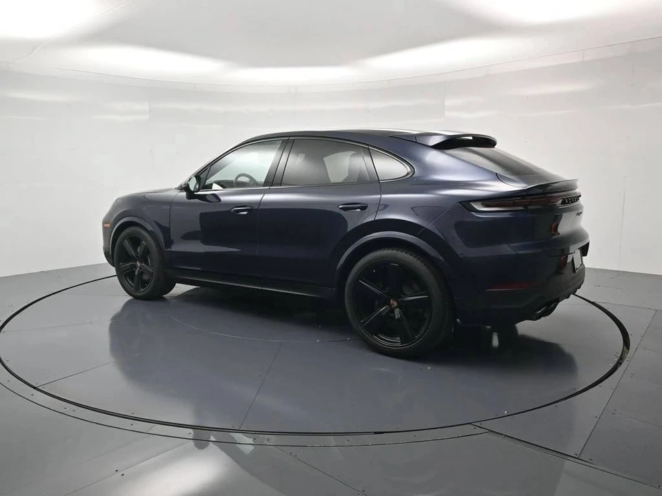 2025 Porsche 9Y0/9Y3 Cayenne Coupe - Image 3 of 5