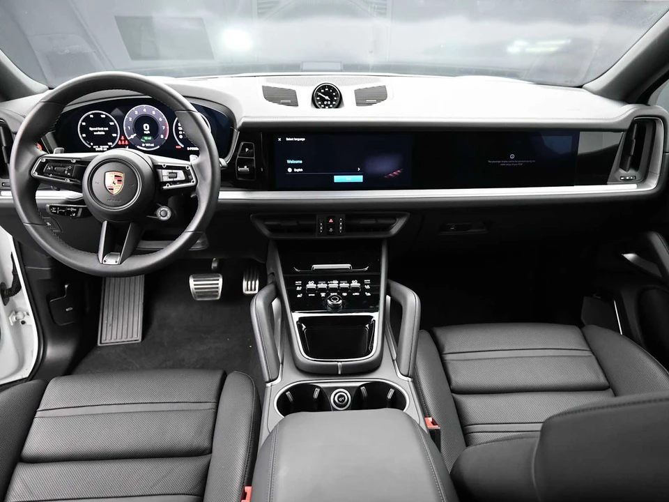 2025 Porsche 9Y0/9Y3 Cayenne Coupe - Image 6 of 31
